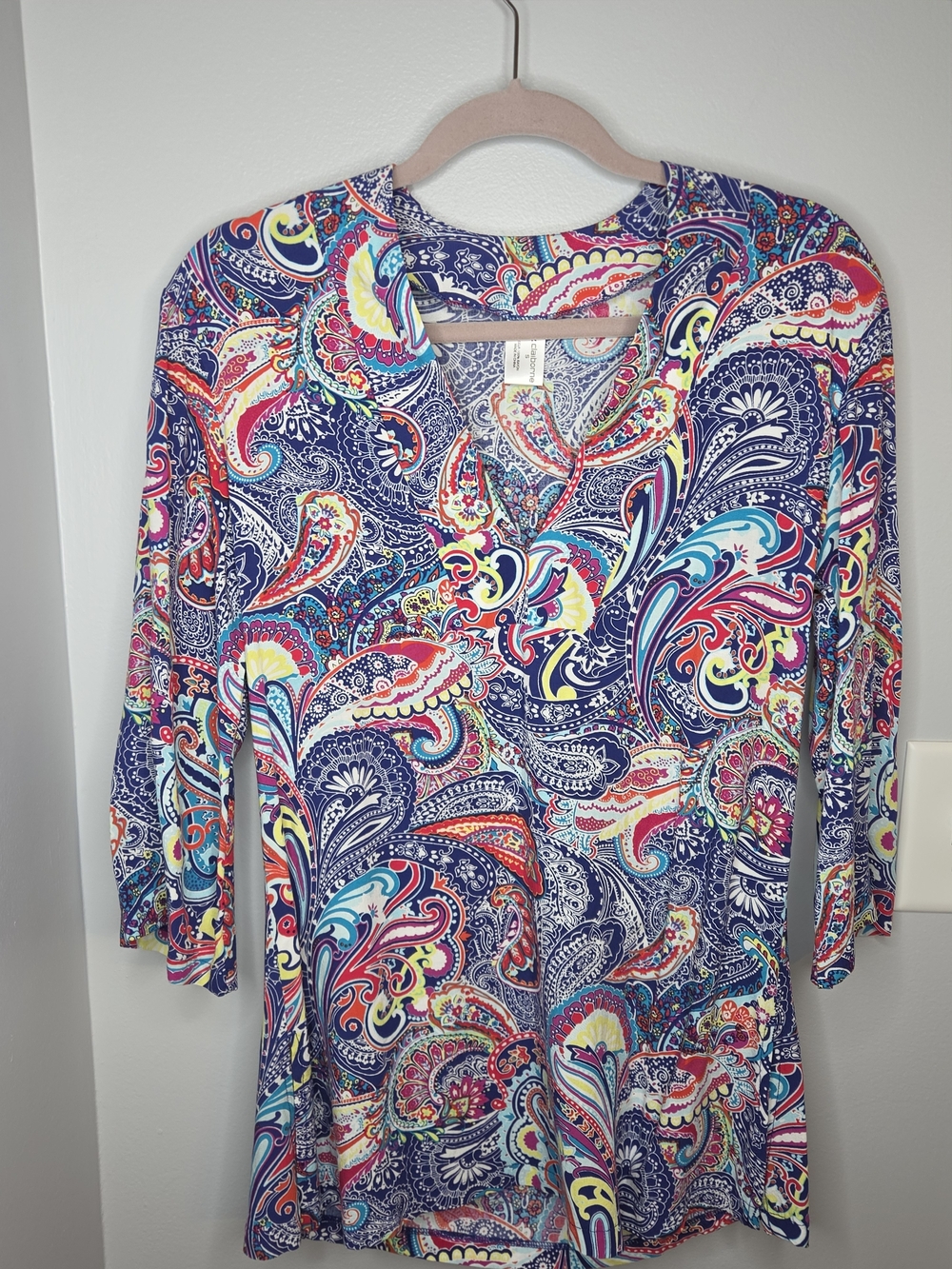 Liz Claiborne Navy Multicolor Paisley V-Neck Tunic